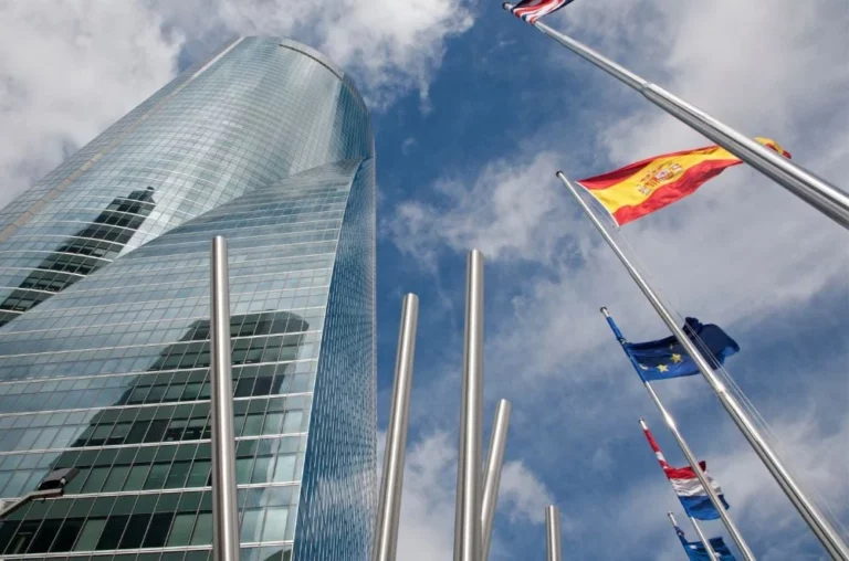 Asolvi etablerar sig i Spanien och Latinamerika genom förvärvet av Binary Soluciones